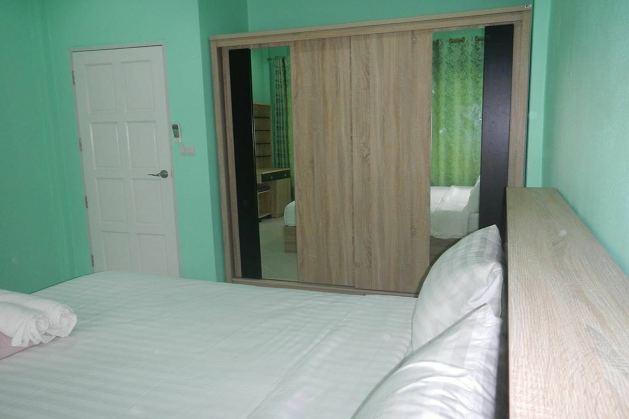 Pat'S Hideaway Bungalows رايونغ المظهر الخارجي الصورة
